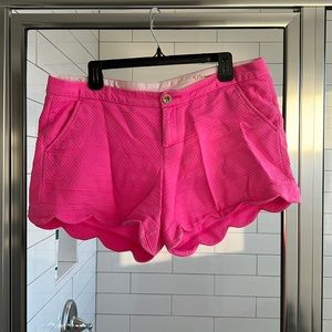 Lilly Pulitzer Hot Pink Buttercup stretch short Size 10